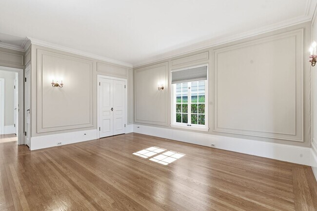 Building Photo - 501-503 Mandana Blvd