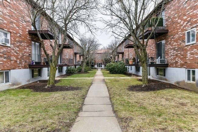 Building Photo - 23 Westgate Rd