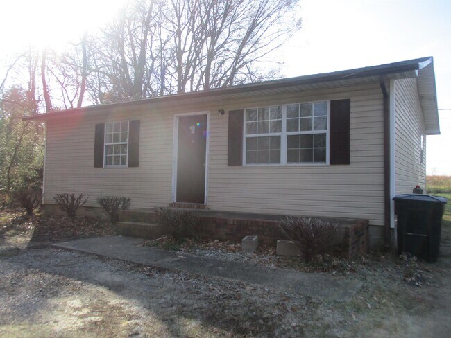 Primary Photo - 208 Angel Ct