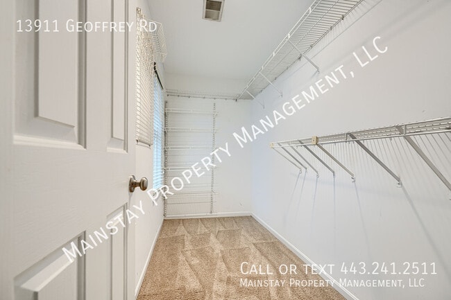 Building Photo - 13911 Geoffrey Rd