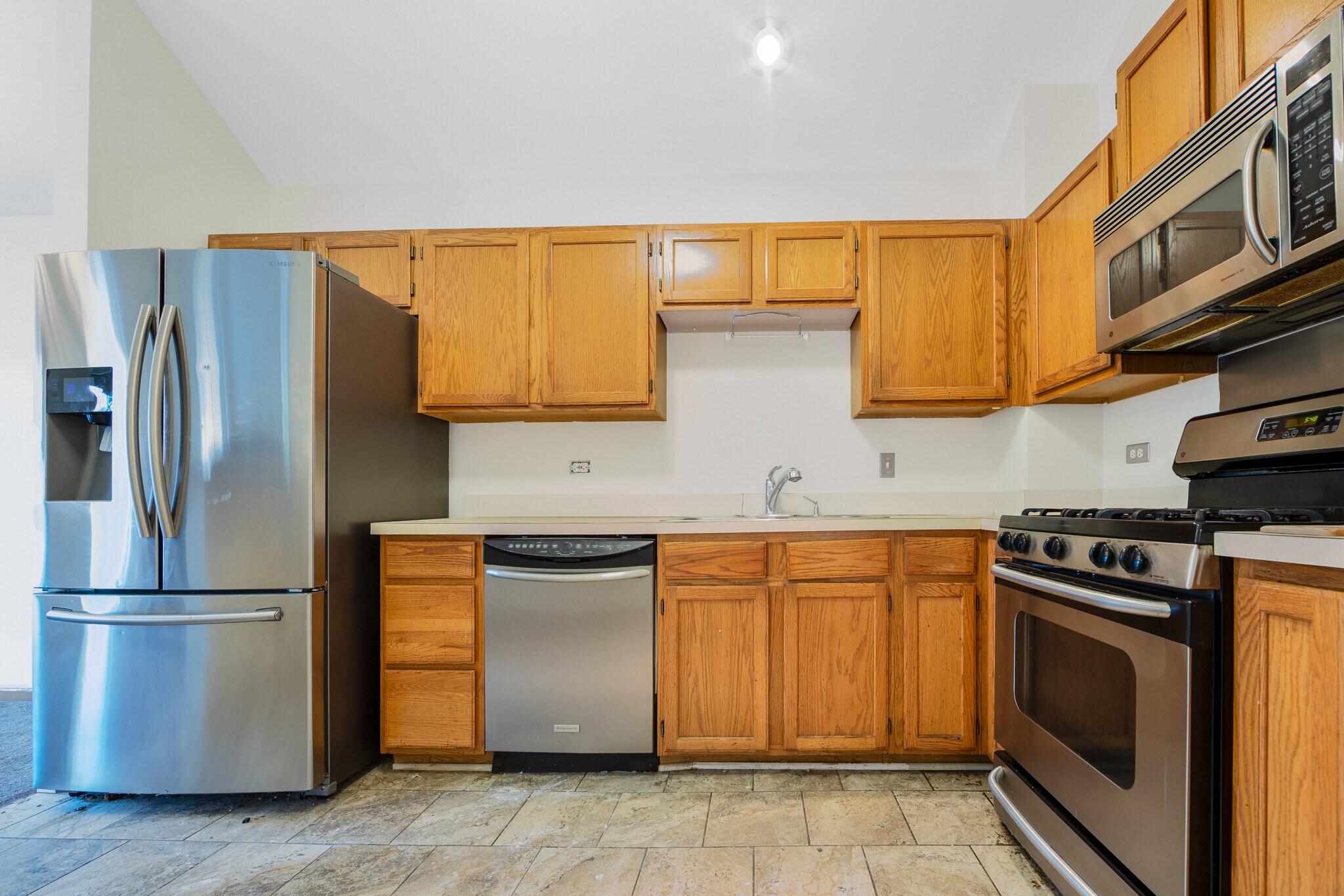 Building Photo - 992 Manchester Cir