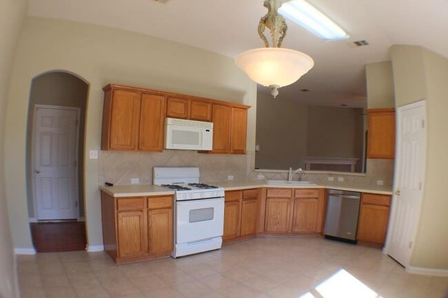 Building Photo - 2200 Bakers Way
