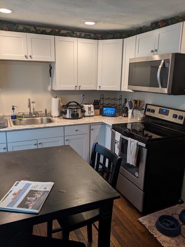 updated kitchen - 15 Grove St
