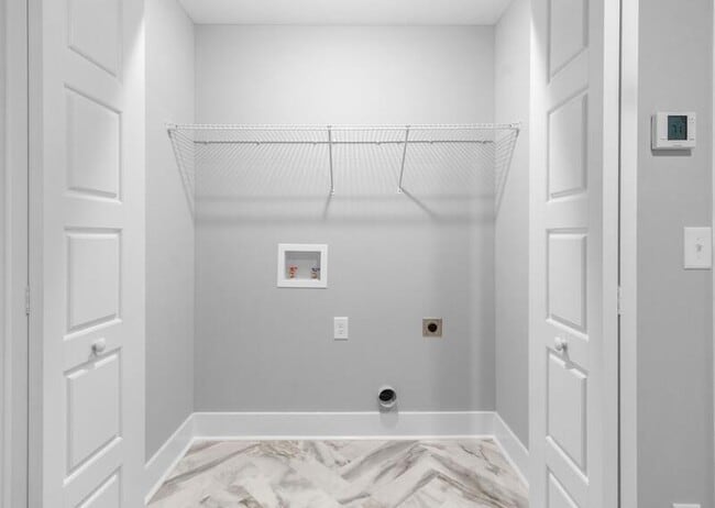 Building Photo - 302 Jonathan Wade Cir