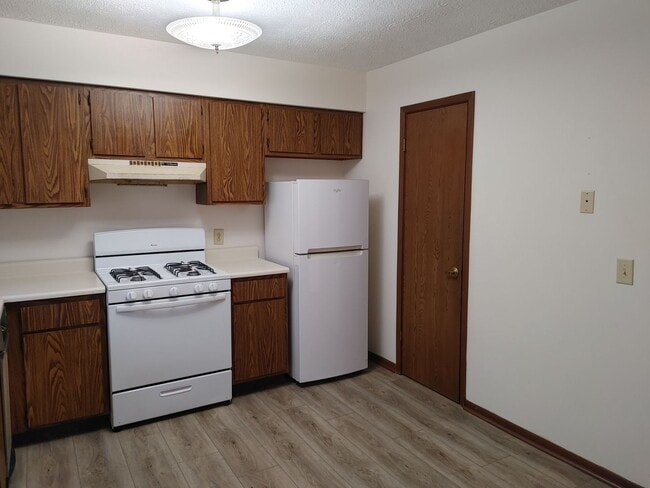 Building Photo - NORTHSIDE TOWNHOME