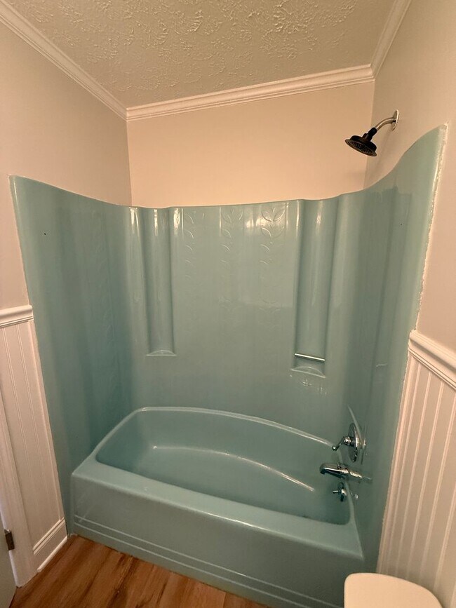 Building Photo - Charming Rural Home on 2+ Acres in Jackson County