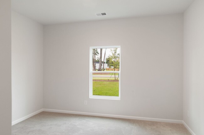 Building Photo - Beautifully Renovated Home in West Ashley