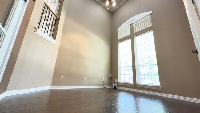 Building Photo - 4077 Frio Way
