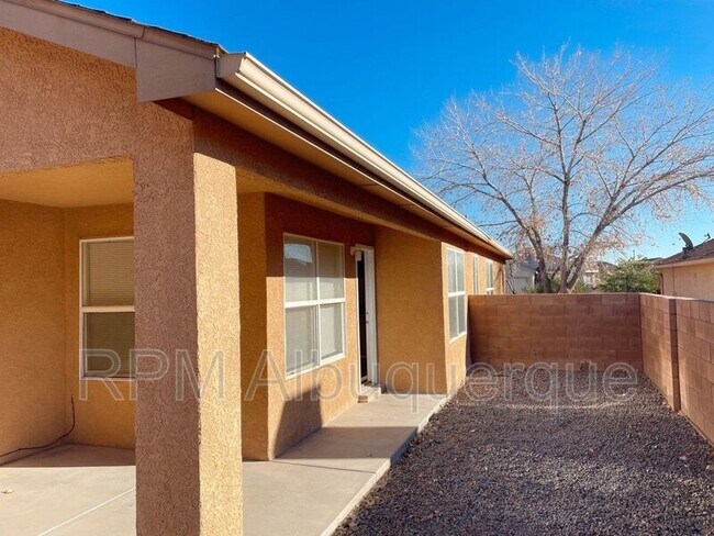 Building Photo - 2315 Iron Gate Trail SW