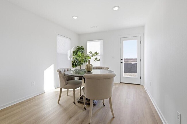 Building Photo - 207 Eagle Edge Dr