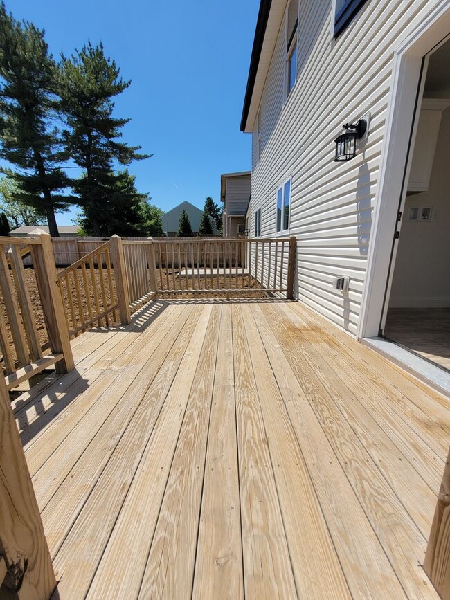 Building Photo - Newly renovated 2 Bedroom Townhome Gordonville