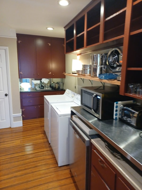 Building Photo - 503 E Call St