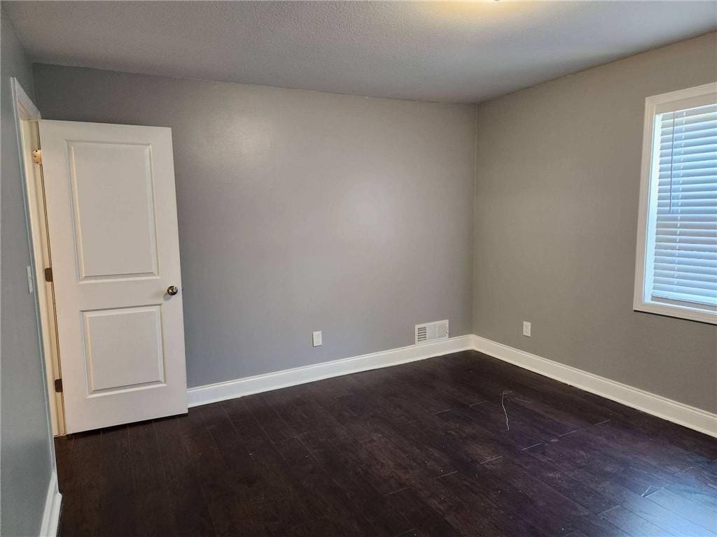 Building Photo - 750 Dalrymple Rd