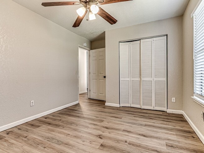 Building Photo - Updated Home + Edmond Schools