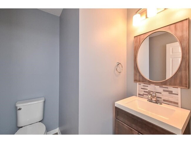 Building Photo - 6111 Dove Fern Ct