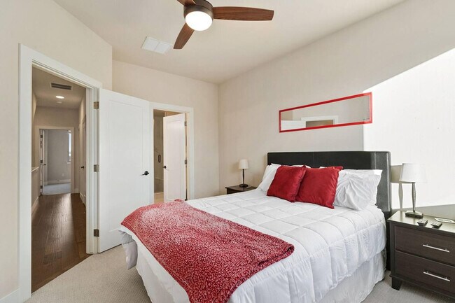 Building Photo - 1688 Quitman St