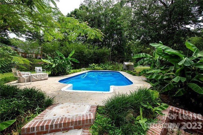 Building Photo - 6719 Bradstock Ln