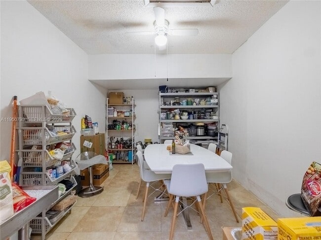 Building Photo - 206 SW 159th Way