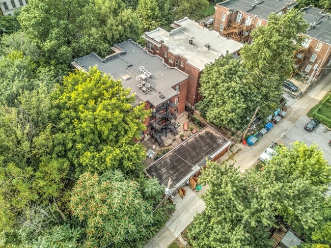 Building Photo - 1722 Waverly Pl