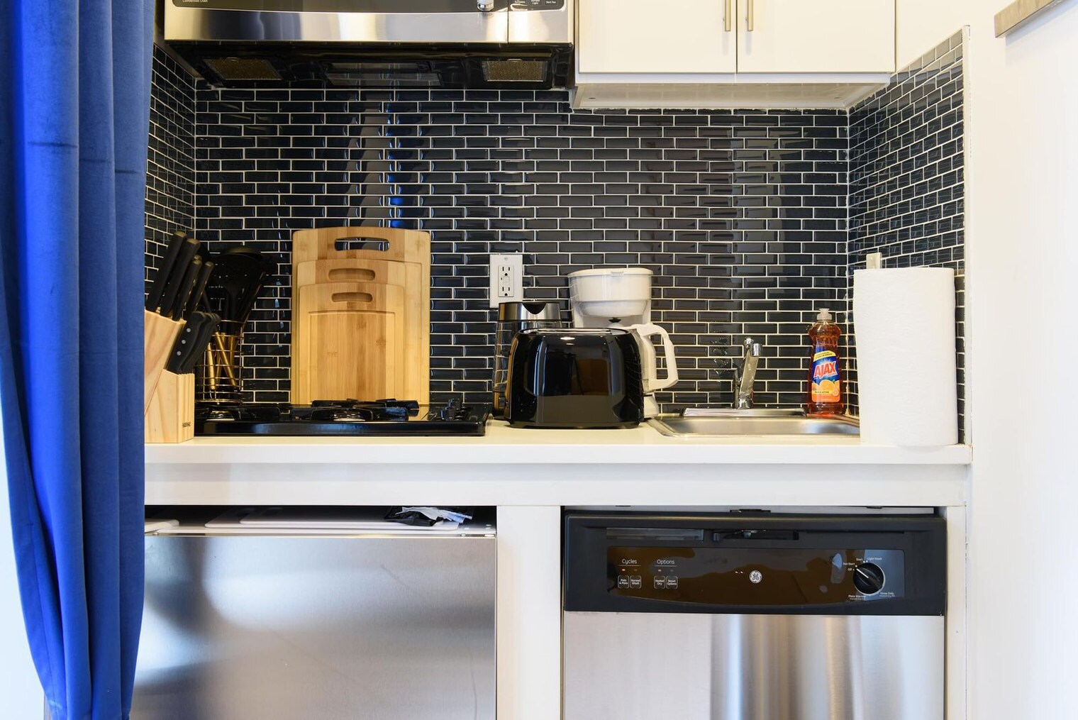 Building Photo - 69a Clinton St