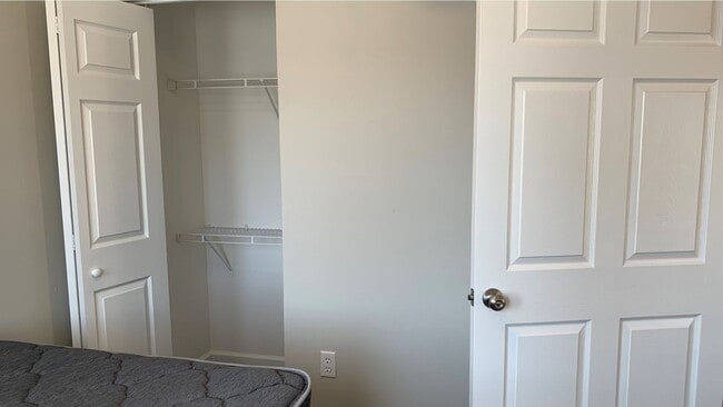 Interior Photo - 408 E Springfield