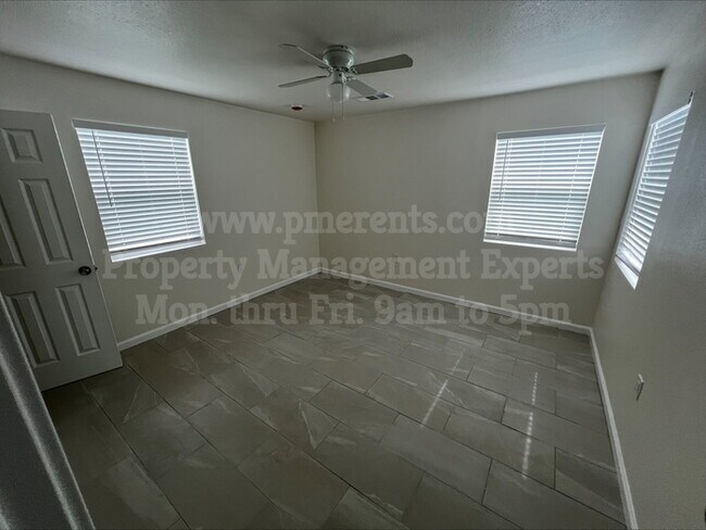 Building Photo - 2206 Buena Vista Ave