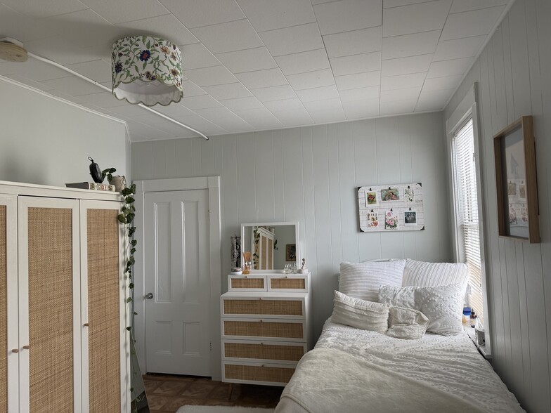 Building Photo - 6 Berry St