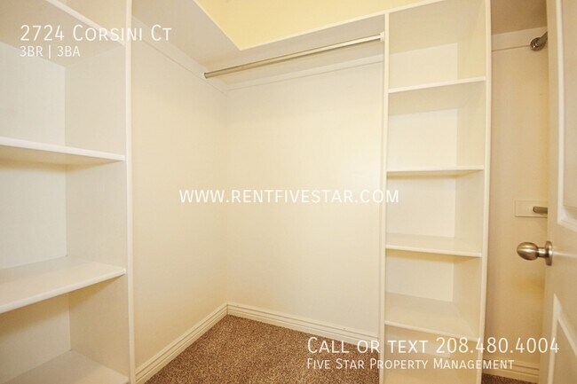 Building Photo - 2724 Corsini Ct