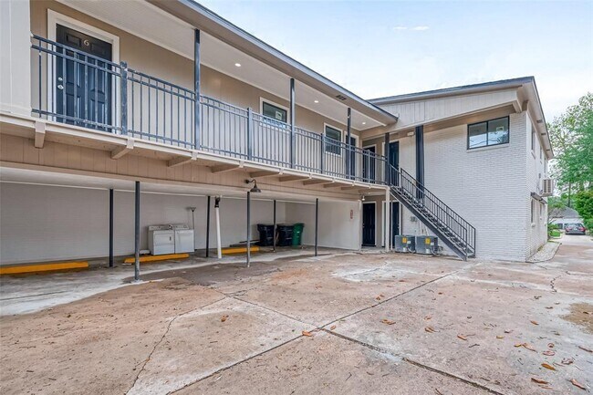 Building Photo - 1747 Wroxton Ct