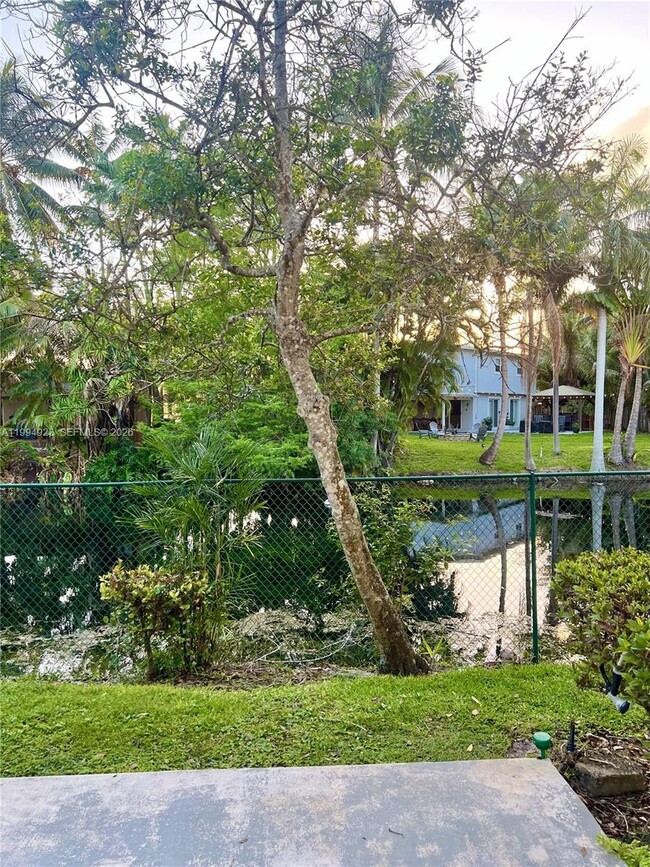 Building Photo - 3951 NW 92nd Ave