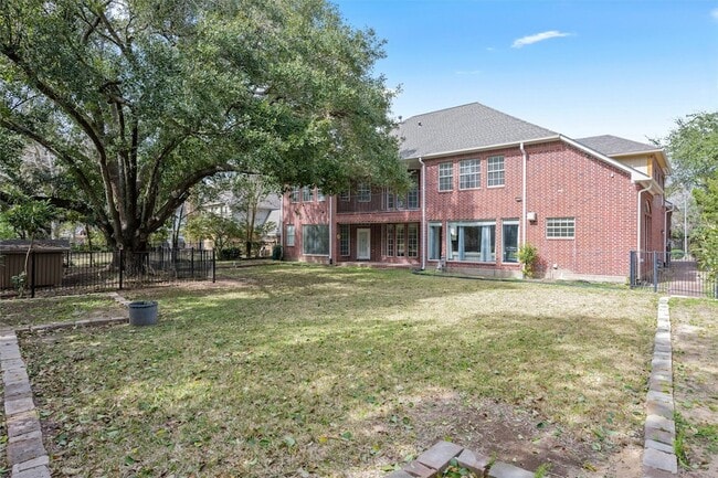 Building Photo - 3311 El Dorado Blvd