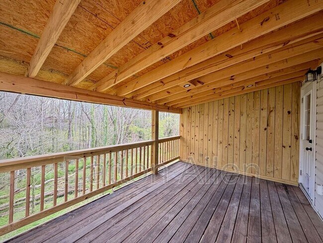 Building Photo - 51 Argyle Ln