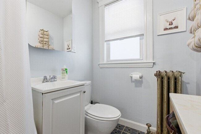 Building Photo - 53 Grampian Way