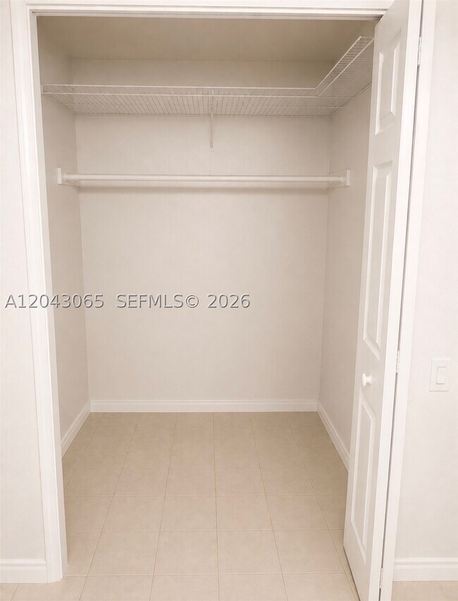 Building Photo - 8475 SW 156th Ct