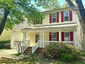 Building Photo - 400 Brierridge Dr