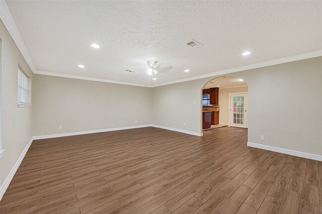 Building Photo - 1407 Avenue I