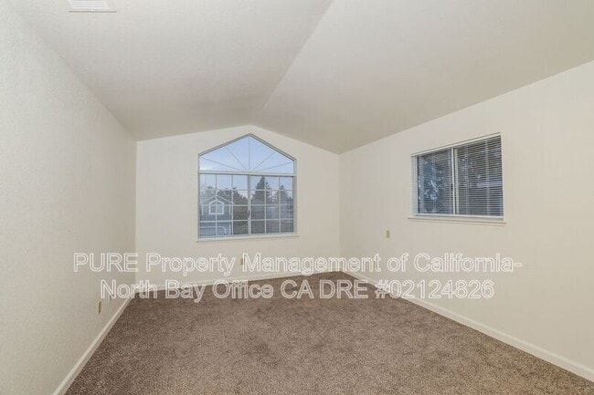 Building Photo - 1190 Exeter Dr