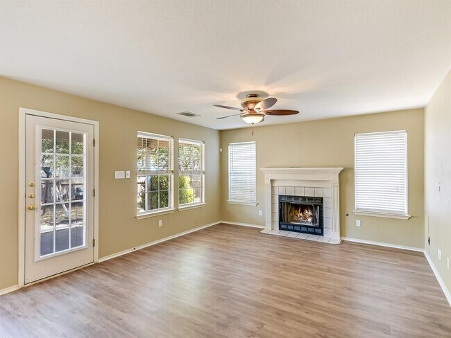 Building Photo - 14440 Lilley Brook Cove