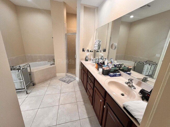 Building Photo - 1519 Lake Baldwin Ln