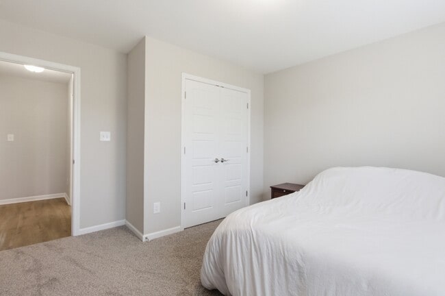 Building Photo - 200 Grist Mill Dr