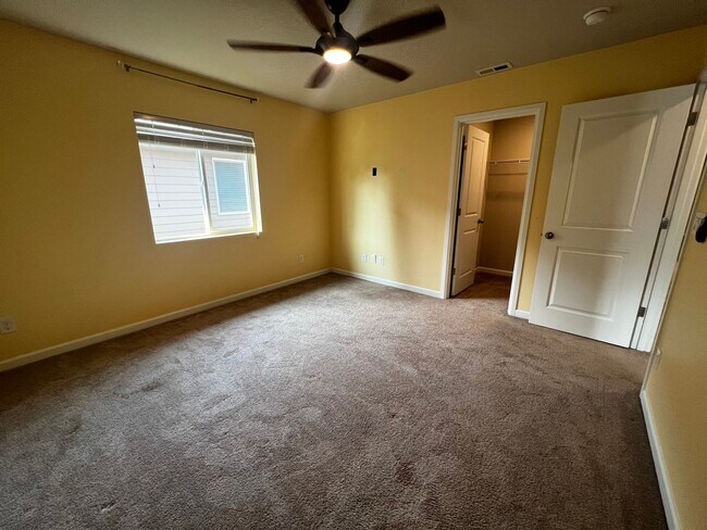 Building Photo - Updated 4 Bedroom Lacey/Hawks Prairie Home for Rent