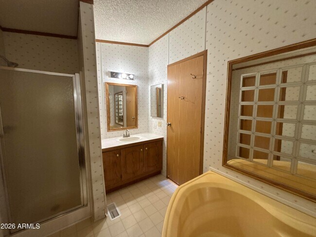 Building Photo - 44410 N 14th St