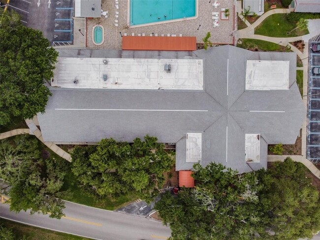 Building Photo - 8130 Braddock Cir