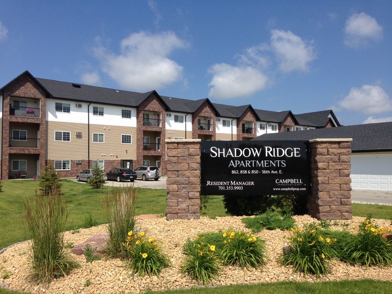 Primary Photo - Shadow Ridge Apartments