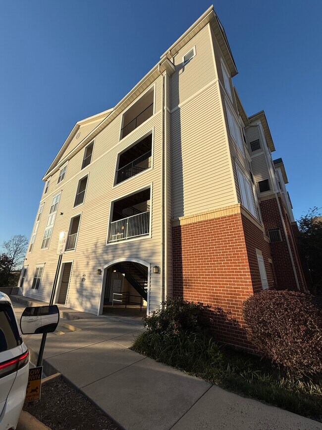 Building Photo - 11320 Aristotle Dr