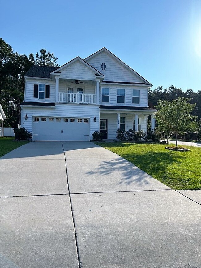 Building Photo - 300 Bracken Fern Rd