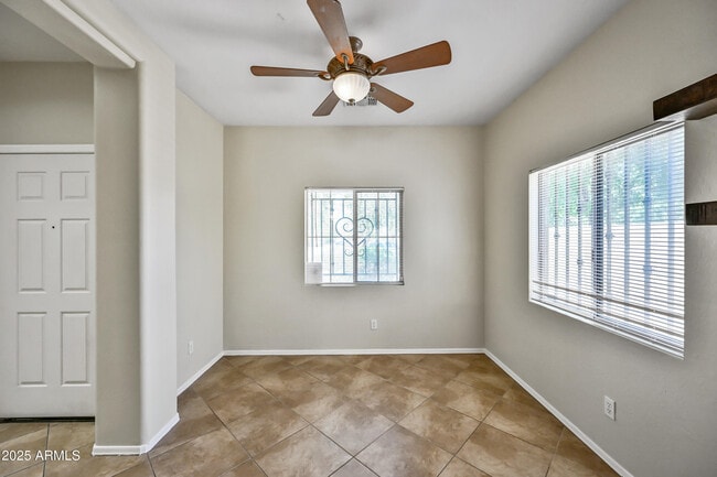 Building Photo - 7303 S 54th Dr
