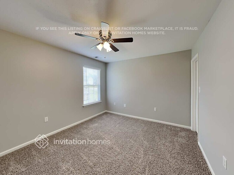 Building Photo - 10611 River Hollow Ct