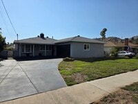 Building Photo - 11033 Quill Ave