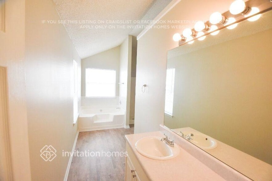 Building Photo - 4167 Lost Springs Tr